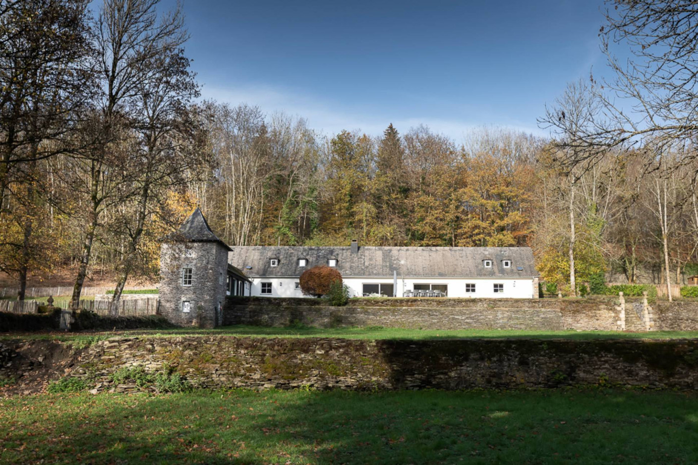 A côté du château, l’ancienne maison du jardinier sert à présent de gîte. (Photo: Laurent Antonelli)
