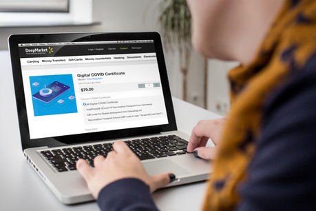 Pour 79 dollars, le plus petit prix que nous ayons trouvé sur le dark web, un «client» peut acheter différents certificats de vaccination. (Photo: Maison Moderne)