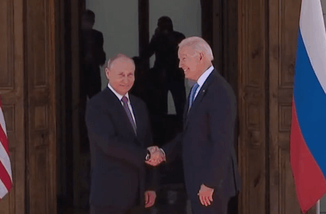 Le sommet marque une détente sur le front des relations entre Moscou et Washington, de plus en plus tendues ces derniers mois. (Photo: Capture d’écran/Youtube France 24)