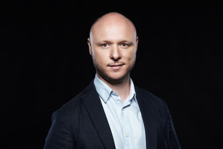 Alex Caron: «En regardant, dans un premier temps, avec beaucoup d’humilité, je me suis rendu compte que le Paperjam Club rassemblait des professionnels passionnés et qui avaient envie de partager leur passion, leur savoir-faire.» (Photo: Studio Yves Kortum)