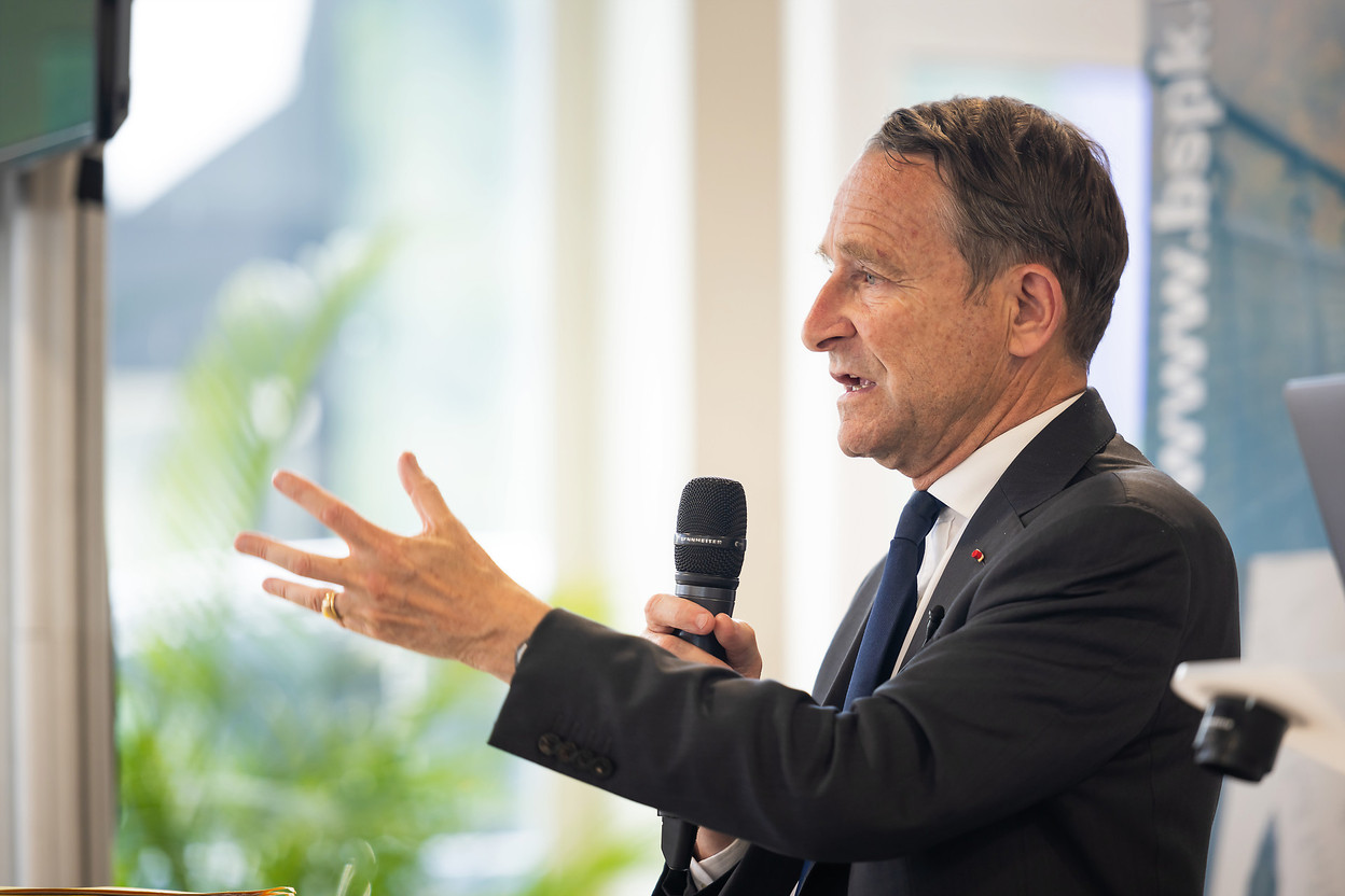 Le Général Pierre de Villiers est intervenu à deux reprises pour le cabinet BSPK en 2019 et 2021. © BSPK