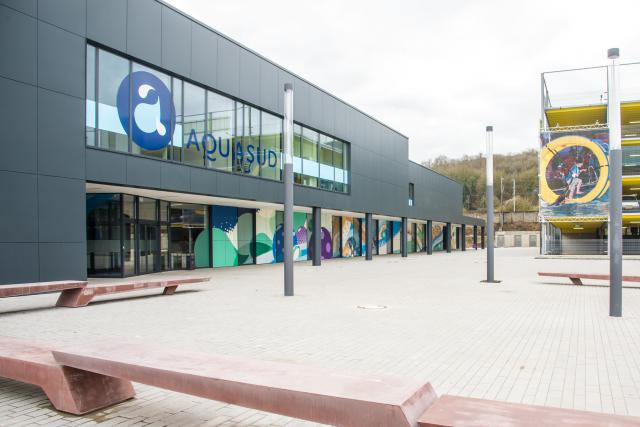 Aquasud s'est intégré dans la réfection du parc des sports de Differdange. (Photos: Charles Caratini/archives et M3 Architectes/Archiduc)