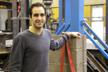 Patrick Pereira Dias aimerait «trouver un travail qui mêle théorie et pratique en lien avec le béton». (Photo: Uni)