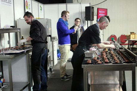 Les démonstrations de jeunes talents ou de chefs confirmés sont une des attractions du salon Horecatel. (Photo: Horecatel)