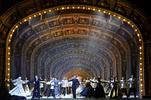 Le théâtre dans le théâtre pour cette comédie musicale très enlevée! (Photo: Marie-Noëlle Robert)