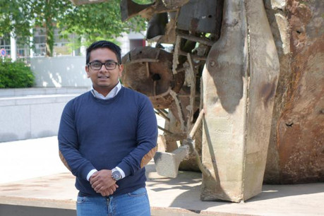 Pour Fakrul Patwary, l’Université sait innover: la Clinique de droit de la consommation en est la preuve. (Photo: Université du Luxembourg)
