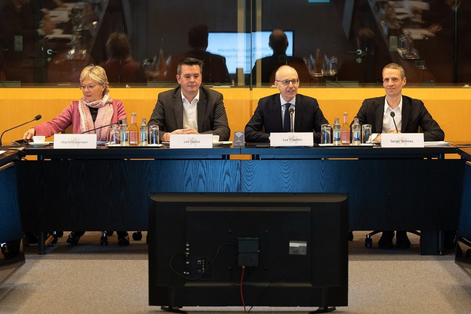 As part of the national consultation on the development of renewable energies, a meeting was held on 13 November 2024 at the Château de Senningen. Photo; SIP