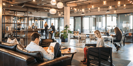 Aujourd’hui, le monde du travail et du résidentiel aspire à plus de collaboration et à créer des liens sociaux. (Crédit: Dave Burk © Hedrich Blessing 2013)