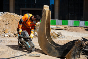 Chantier devant le Royal-Hamilius. ((Photo: Matic Zorman / Maison Moderne))