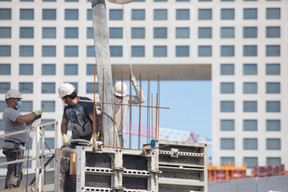 Construction du nouveau siège de la banque Intesa Sanpaolo. ((Photo: Matic Zorman / Maison Moderne))