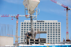 Construction du nouveau siège de la banque Intesa Sanpaolo. ((Photo: Matic Zorman / Maison Moderne))
