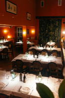 The atmosphere is relaxed, just like an Italian trattoria. (Photo: Notaro)