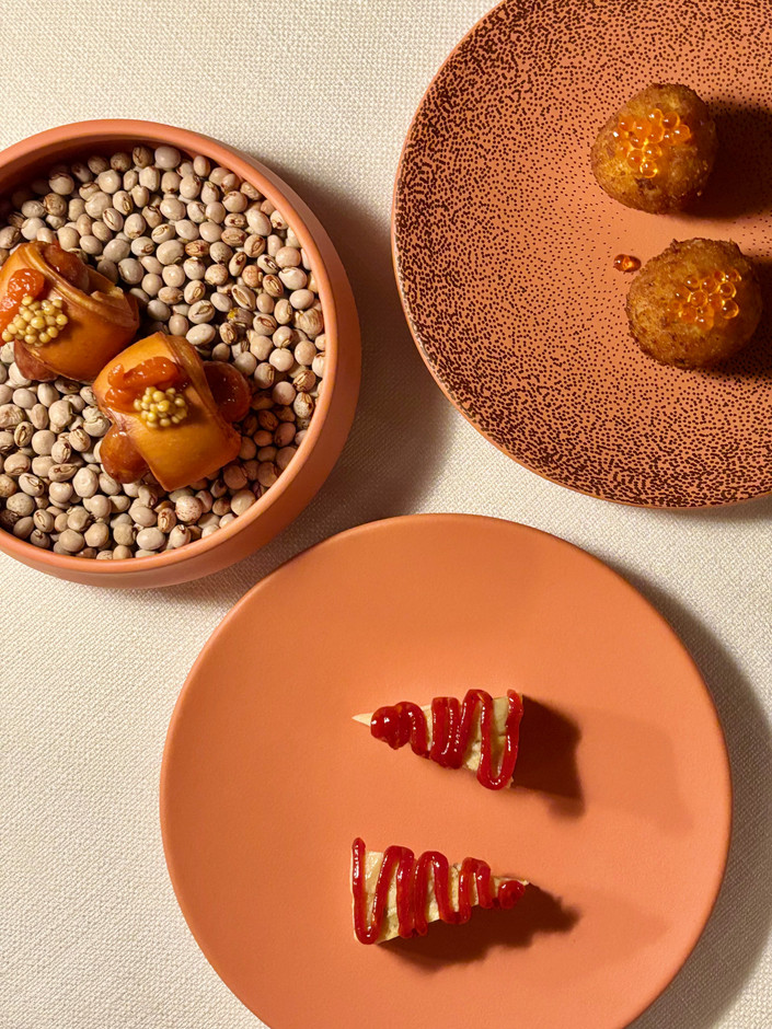 At Bosque Fevi, the menu comes in several stages.  (Photo: Bosque Fevi)