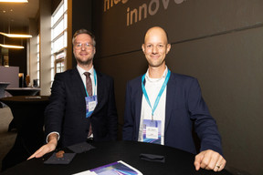 Timo Scholla (FERI) on the left, at the Clearstream Fund Summit, Kirchberg Kinepolis, 10 October 2024. Photo: Eva Krins/Maison Moderne