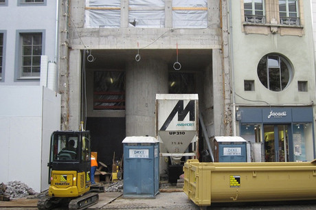 L’entreprise s’occupe de locaux commerciaux dans les centres-villes. Elle a repris son activité ce lundi après l’annonce de la réouverture des chantiers. (Photo: Kuhn Construction)