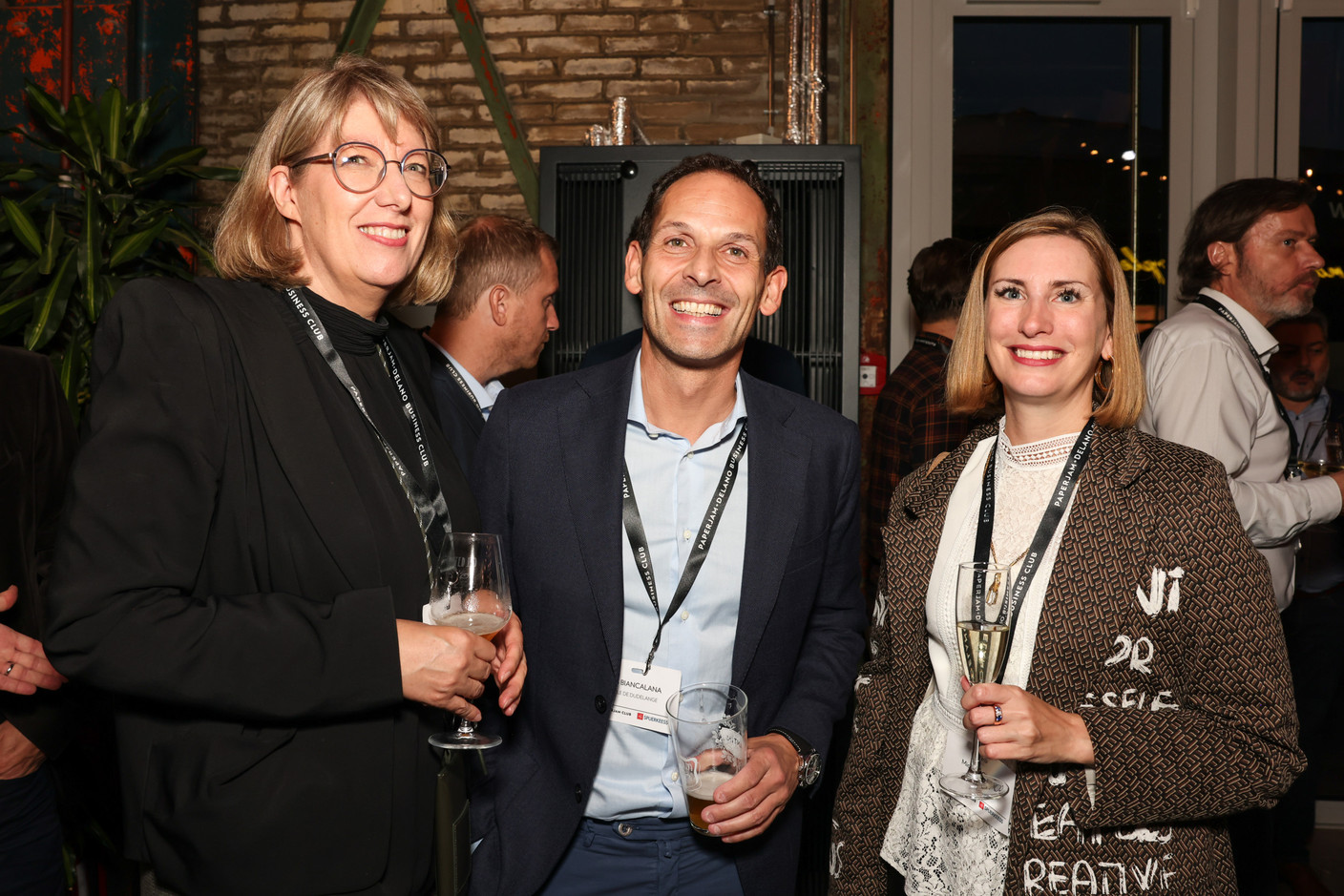 Nathalie Reckinger, Dan Biancalana (Ville de Dudelange) et Michelle Cloos (Editpress). (Photo: Marie Russillo/Maison Moderne)