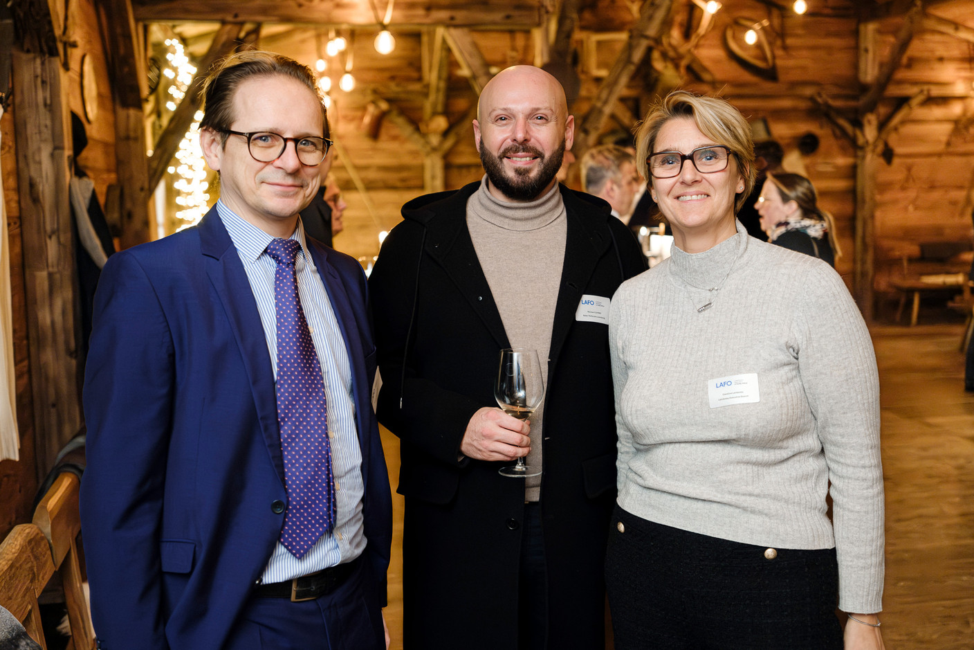 Stefan Pelckmans (Amundi), Nicolas Clement (Baker McKenzie), Caroline Lamboley (Lamboley Executive Search) au cocktail d'hiver de la Lafo à la Brasserie Schuman, le 11 février 2025. (Photo: Pancake! Photographie)