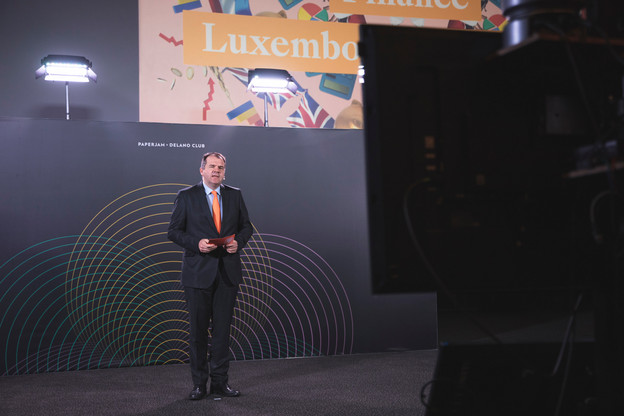 10x6 Finance : Luxembourg post-Brexit - 25.03.2021 VERJUS SIMON, Maison Moderne Publishing SA