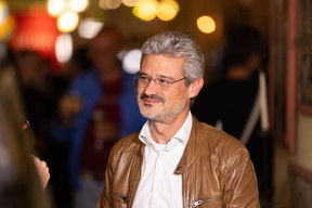 David Wagner at déi Lénk’s election night headquarters, Chiche. Romain Gamba/Maison Moderne