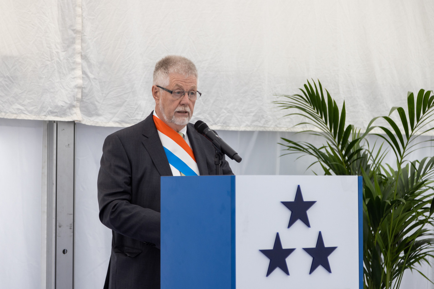 Le bourgmestre de Lintgen, Henri Wurth, a regretté le départ de l’entreprise, fin 2024… mais un nouveau quartier sera construit à cet endroit. (Photo: Romain Gamba / Maison Moderne)