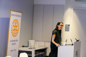 Rossella Menegazzo, associate professor of the history of East Asian art at the University of Milan, addressing the audience. Photo: Rotary Club Luxembourg Hearts 