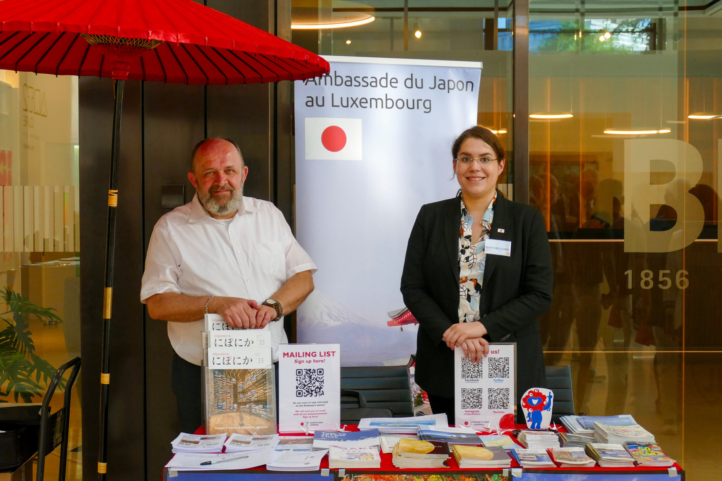 Elena Diaz Suarez (right), Embassy of Japan booth. Photo: Rotary Club Luxembourg Hearts 