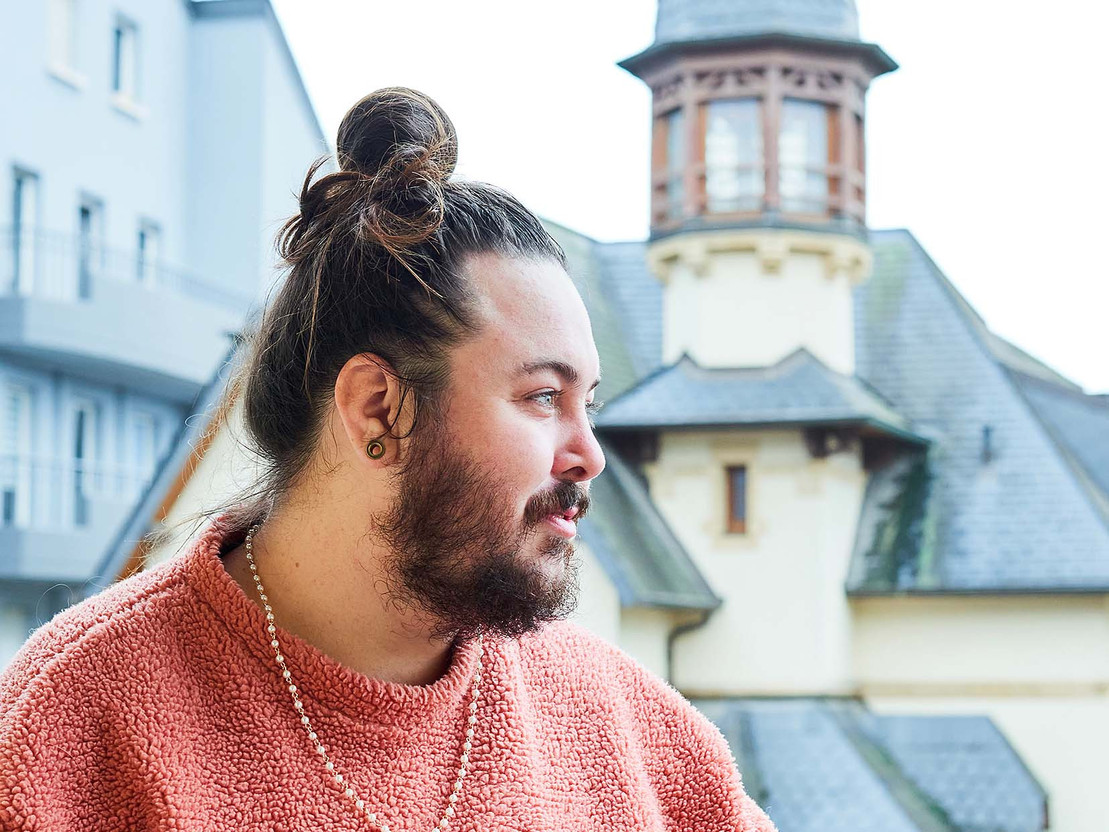 Yannick Schumacher s’est aujourd’hui affirmé et accepté. (Photo: Andrés Lejona/Maison Moderne)