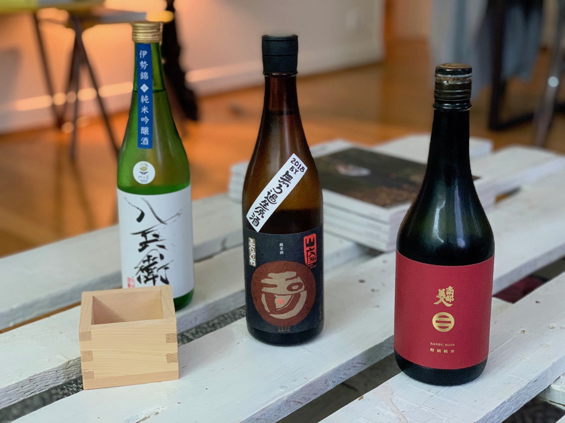 Le saké propose une variété souvent sous-estimée et surprenante lors d’une dégustation! (Photo: Maison Moderne)