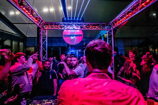 La fine fleur des jeunes DJ électro luxembourgeois s’est relayée sur la scène centrale de la première soirée Satori, en collaboration avec le collectif Ultraschall.  (Photo: DR) 