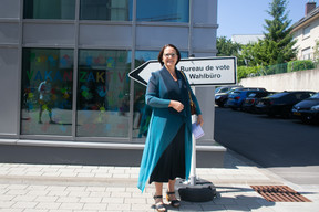 Yuriko Backes, the finance minister (DP), is seen at a polling station during local elections in Hesperange, 11 June 2023. Photo: Maison Moderne