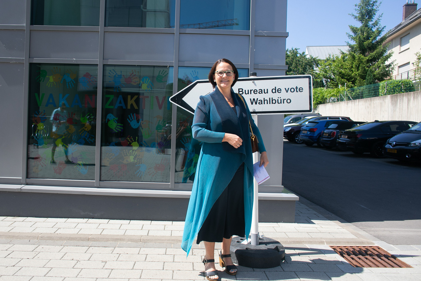 Yuriko Backes, the finance minister (DP), is seen at a polling station during local elections in Hesperange, 11 June 2023. Photo: Maison Moderne