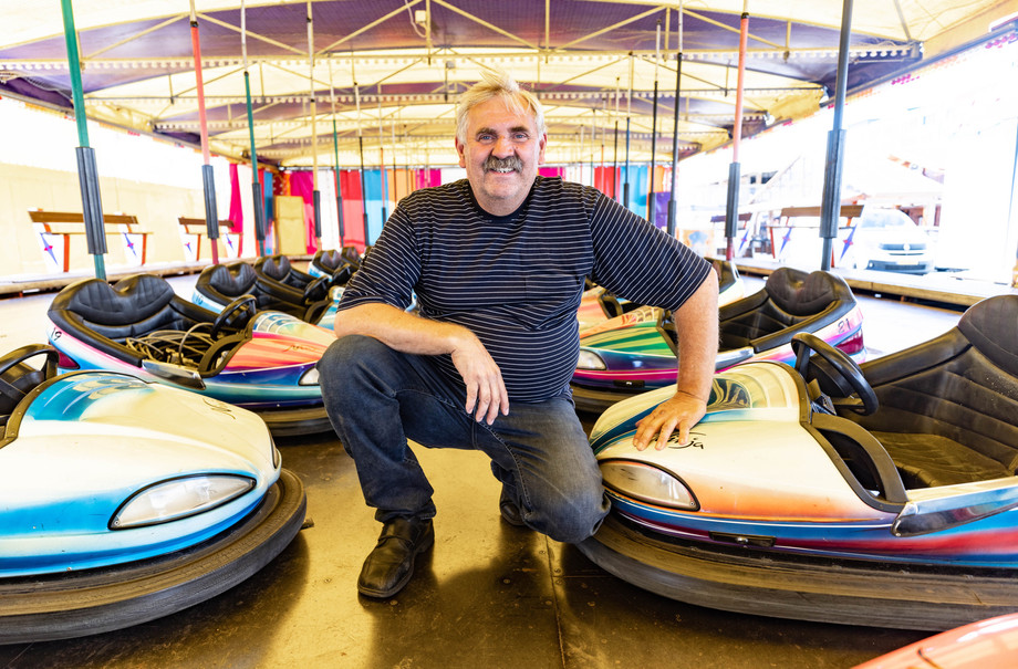 Charel Hary is the president of the FNCF but also the operator of four fairground businesses consisting of two confectionary shops as well as bumper cars and mini-quads. (Photo: Guy Wolff/Maison Moderne)
