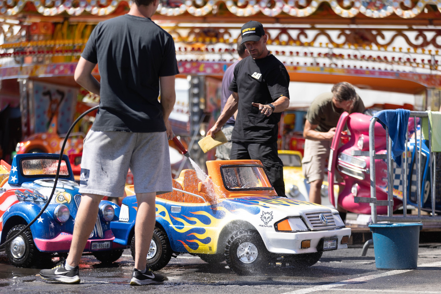 Le montage de la Schueberfouer entre dans sa dernière ligne droite, tout sera prêt pour le coup d’envoi des festivités ce vendredi 19 août. (Photo: Guy Wolff/Maison Moderne)