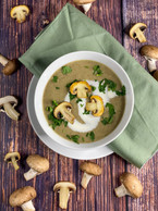 Creamy mushroom soup Photo: Sophie Niederkorn