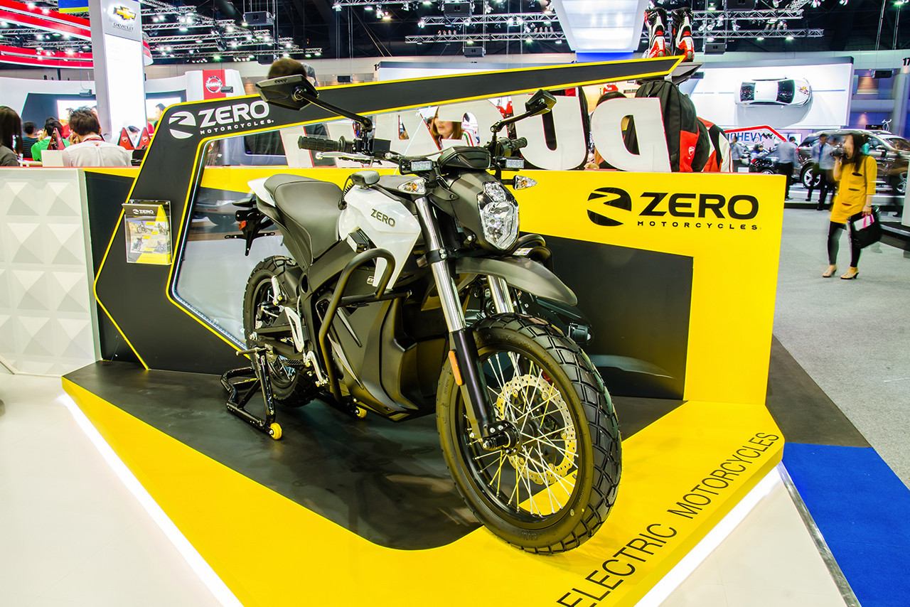 Le constructeur américain Zero Motorcycles a déjà bien avancé sur la question de l’électrification des deux-roues. (Photo: Shutterrstock)