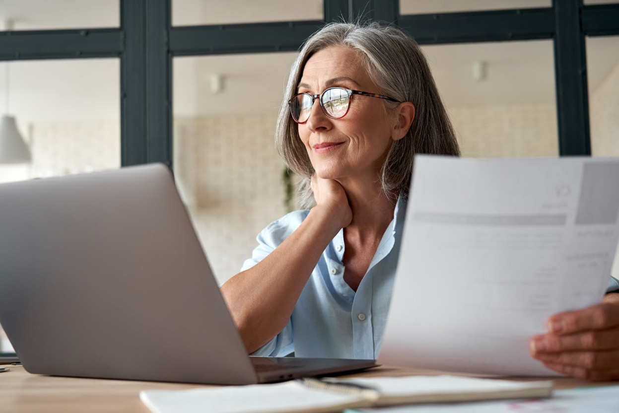 In the country, less than one in two people aged 55-64 is in work. This is one of the lowest rates in the OECD. (Photo: Shutterstock)