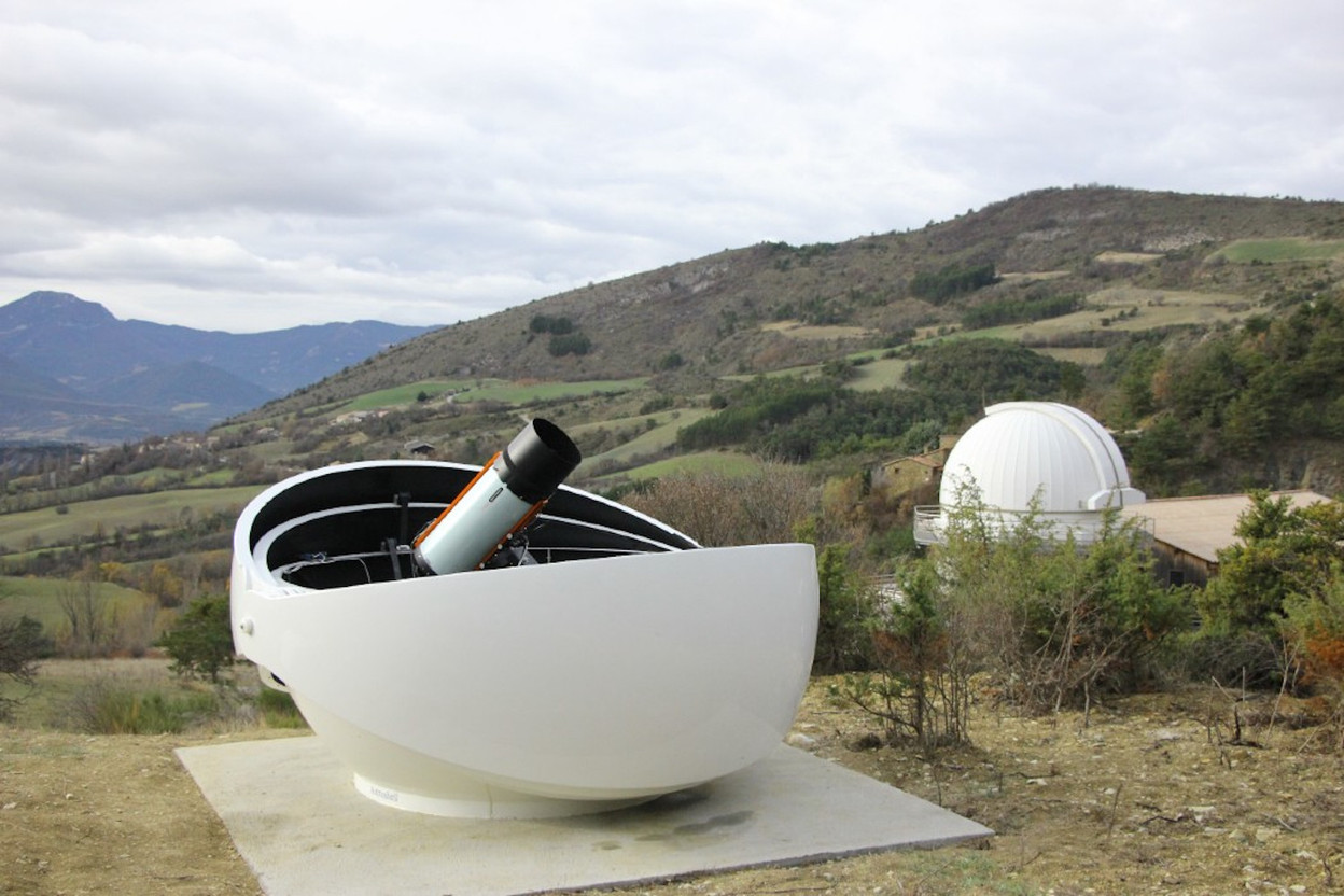 Aldoria’s optical system (pictured) can track large numbers of small objects, including stealth satellites. Photo: Sharemyspace/Aldoria