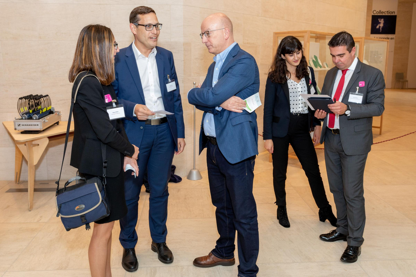 Diana Cipleu (L.S.C. Engineering Group), Thierry Ries (Schroeder & Associés), Olivier Webert (L.S.C. Engineering Group), Tea Sikharulidze (PGIM Real Estate) et Enrico Baldan (PGIM Real Estate) (Photo: Charles Caratini et Michel Brumat pour IMS Luxembourg)