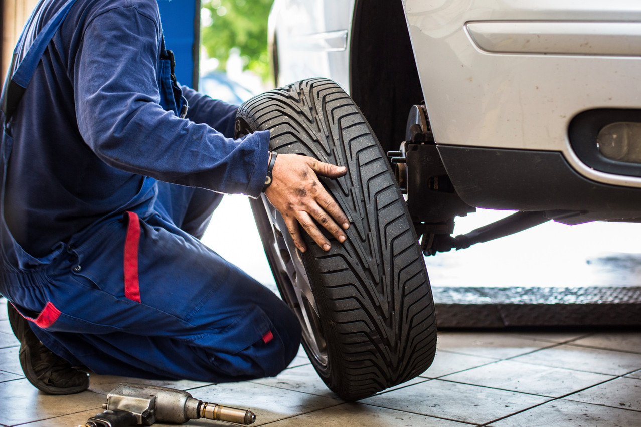 Winter tyres (or all-weather tyres) are mandatory in case of snow, ice, frost or black ice--there’s no fixed start or end date. The police recommend switching from October to Easter. Photo: Shutterstock