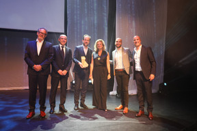 Tatiana Fabeck (Fabeck Architects), the team representing the Wooden building (IKO Real Estate & BPI Real Estate) and Tehdi Babigeon (Inowai). Photo: Eva Krins/Maison Moderne