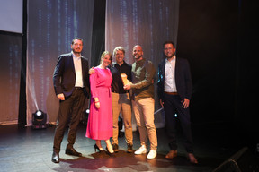 Julien Licheron (Liser), the team behind the winning Les Charmes project (Bauer Group) and Geoffrey Castagna (Inowai). Photo: Eva Krins / Maison Moderne