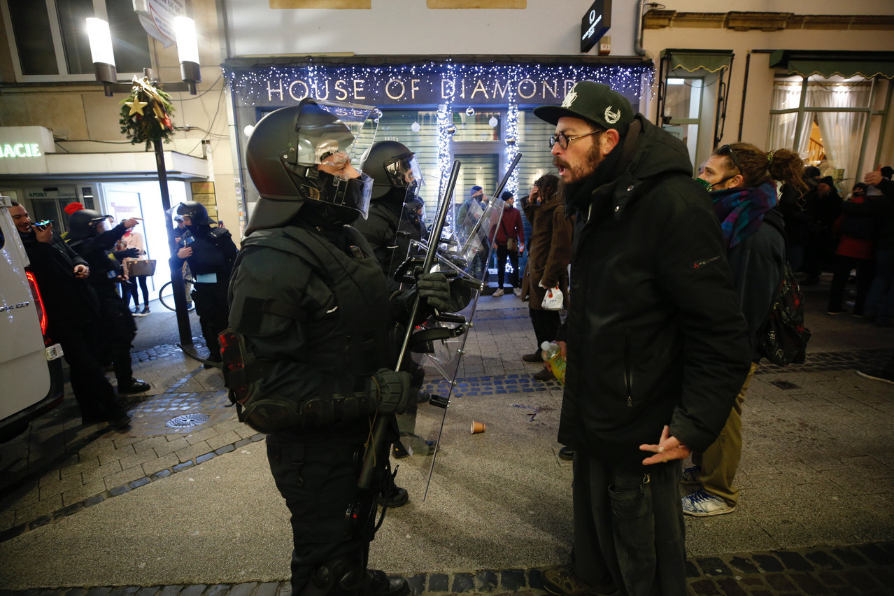 The last demonstrators were dispersed around 6pm. (Photo: Guy Wolff/Maison Moderne)