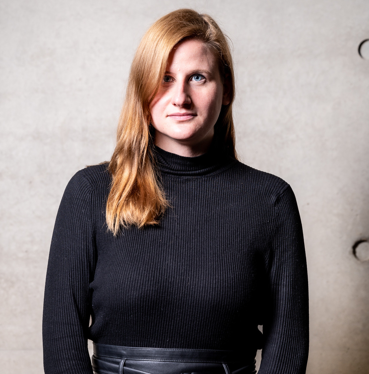 Marlène Kreins veille également à organiser régulièrement des expositions mettant en valeur la collection de la Ville de Dudelange et des rétrospectives. (Photo: Marc Lazzarini pour la Ville de Dudelange)