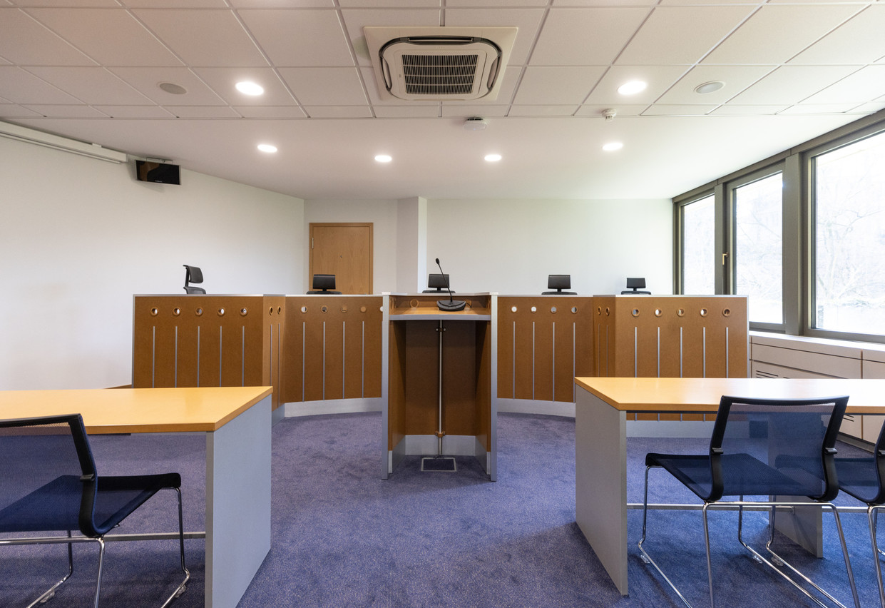 The Administrative Court shares a single courtroom--pictured--with the Unified Patent Court. Not enough, says Marc Sünnen. Photo: Guy Wolff/Maison Moderne