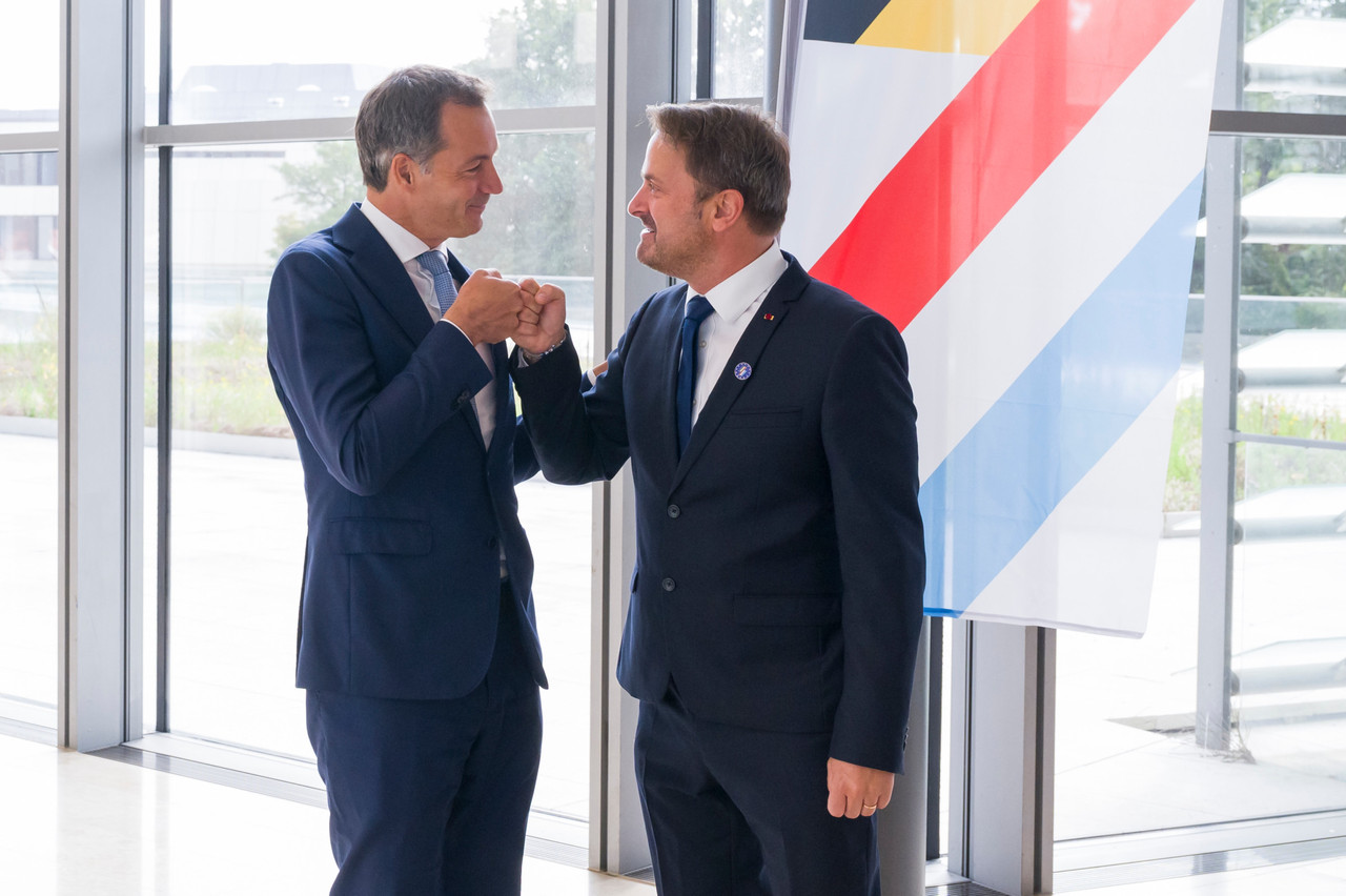 Belgian Prime Minister Alexander De Croo and his Luxembourg counterpart Xavier Bettel often share common ground, as seen here at the summit of the Belgo-Luxembourg Economic Union (BLEU) last August. (Photo: SIP/Jean-Christophe Verhaegen)