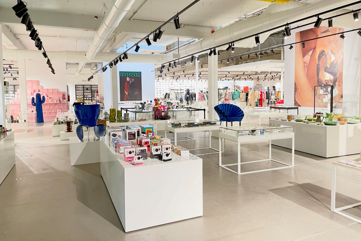 “Smets is a destination to spend a wonderful moment, between fashion, art and design.” (Photo: Smets)