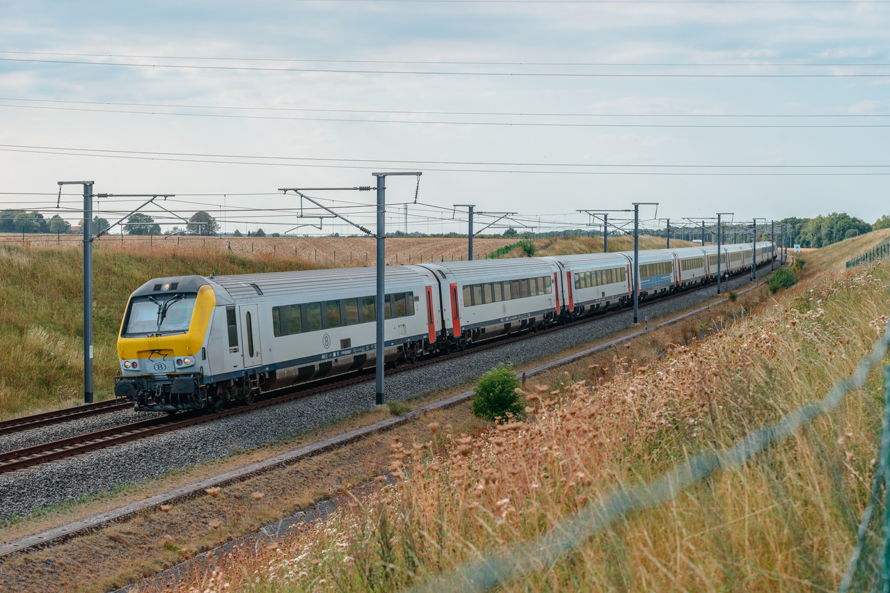 La vingtaine de trains belges qui relient le Luxembourg «sont quasiment prêts, nous n’avons eu aucun souci. Il manque juste quelques homologations mais rien de plus, et ce sera fait d’ici quelques semaines», explique un porte-parole de la SNCB au Wort. (Photo: Shutterstock)