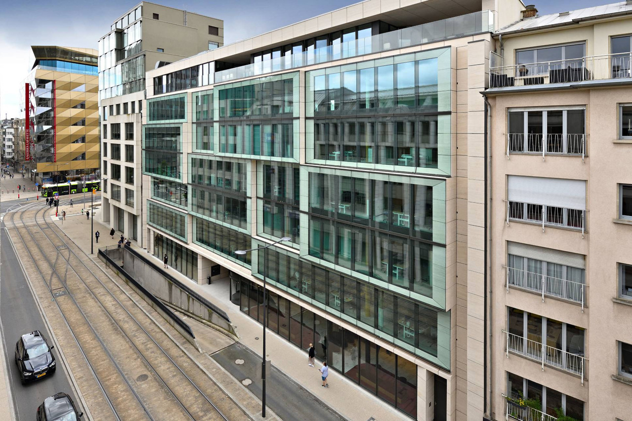 The Arsenal building is located in the centre of Luxembourg, on avenue Émile Reuter. Photo: Gérard Borre