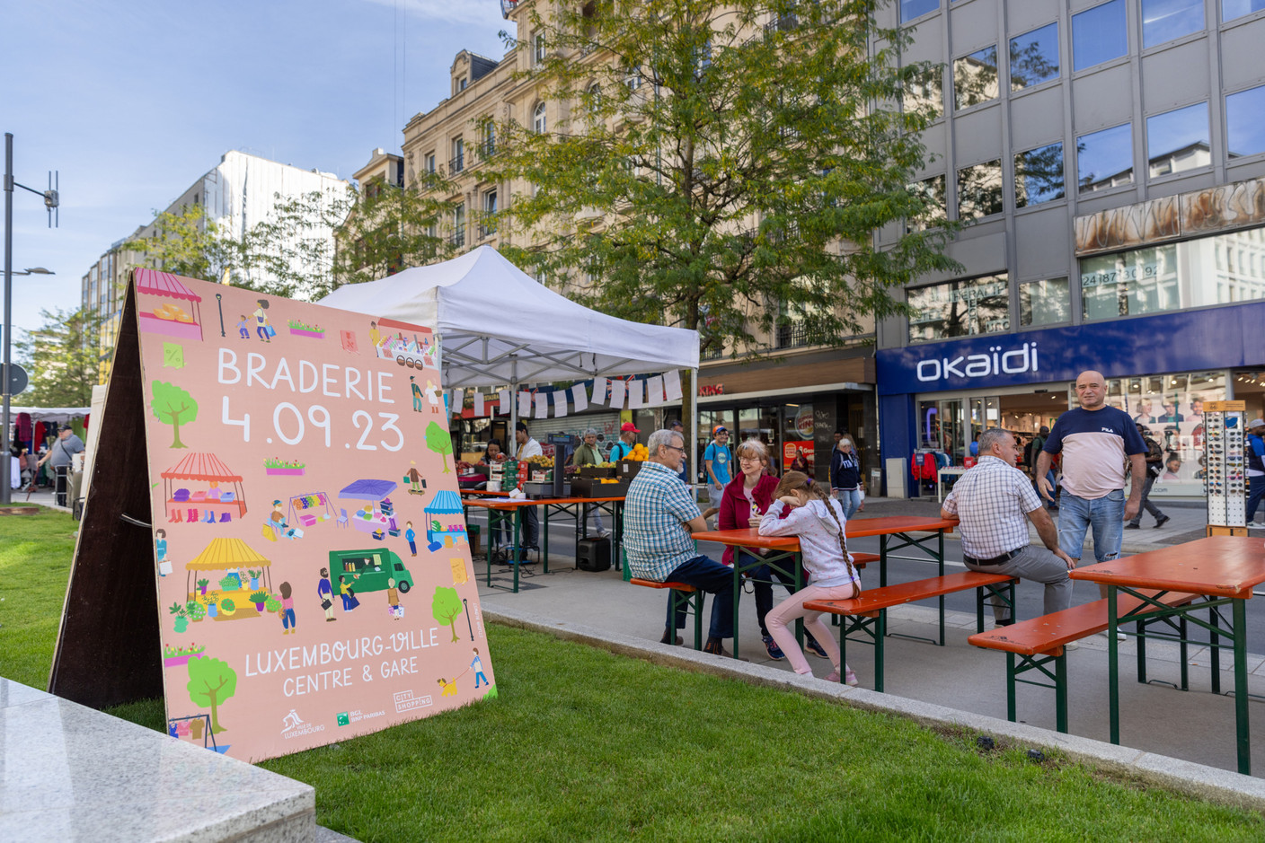 La braderie de Luxembourg a rencontré le succès ce lundi 4 septembre. (Photo: Romain Gamba/Maison Moderne)