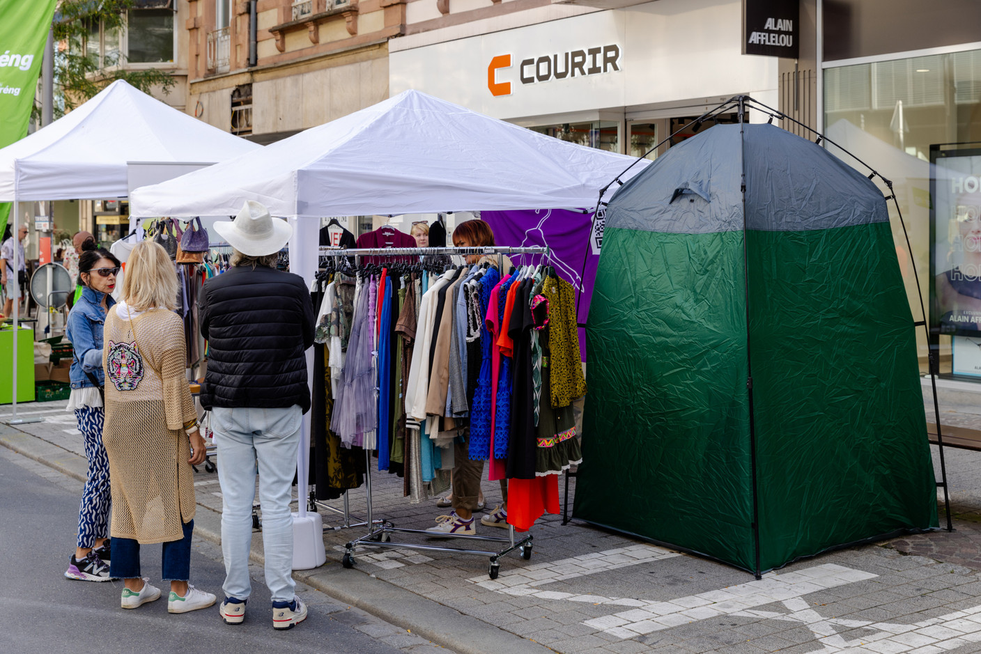 La braderie de Luxembourg a rencontré le succès ce lundi 4 septembre. (Photo: Romain Gamba/Maison Moderne)
